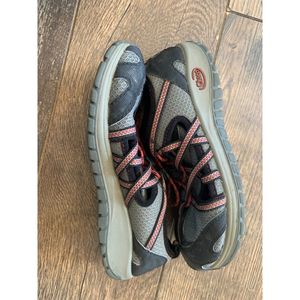 Chaco Outcross Kids Water Shoes Grey Black Red Hybrid Hiking‎ Sneakers Size 3